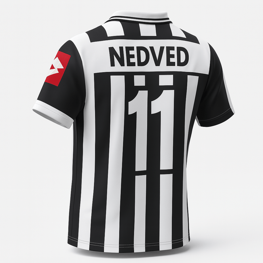 2001–02 Juventus Home Nedved #11 (Feels Like New) - Size XL
