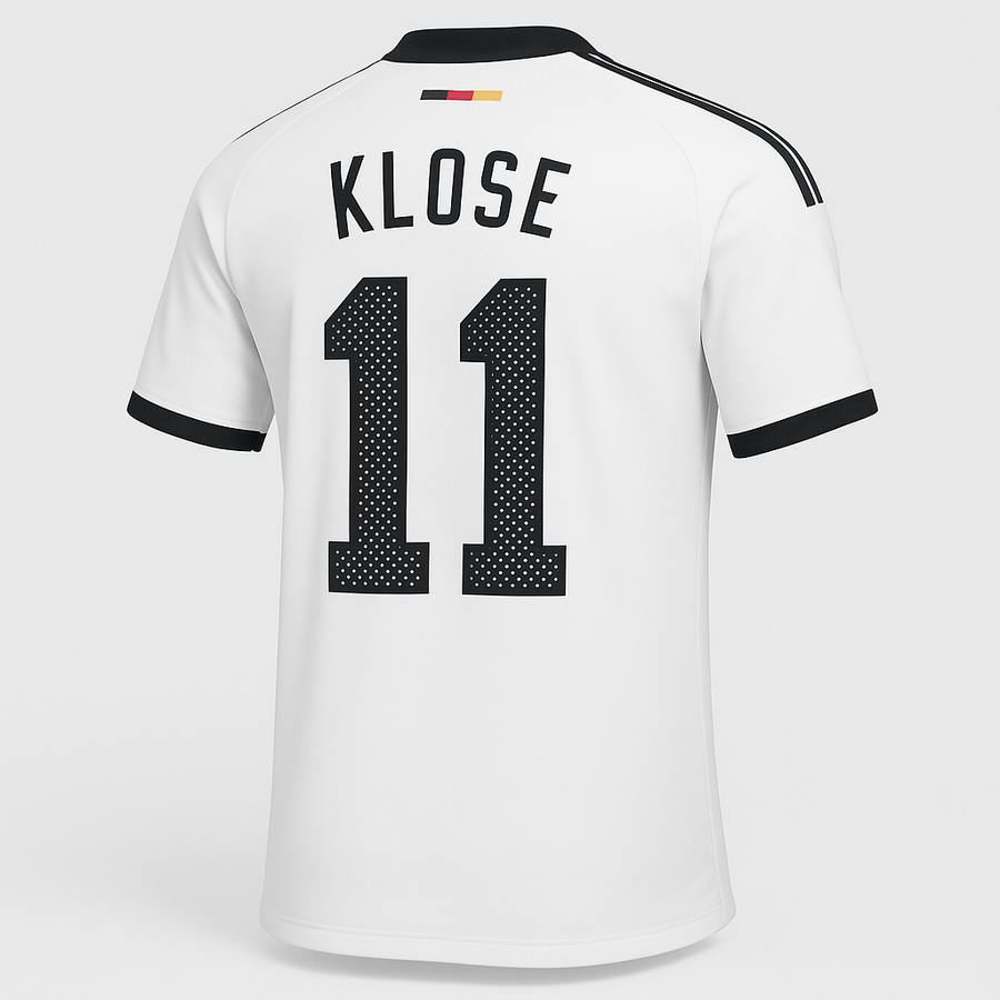 2002 Germany Home Klose #11 (Feels Like New) - Size XS
