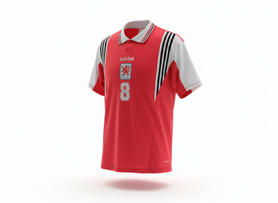 Luxembourg 1996-1997 Home (Feels Like New) - Size XL