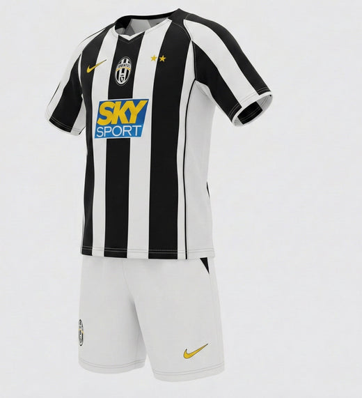 Juventus Home 2004/2005 Kids Kit (Feels Like New) - Size 20